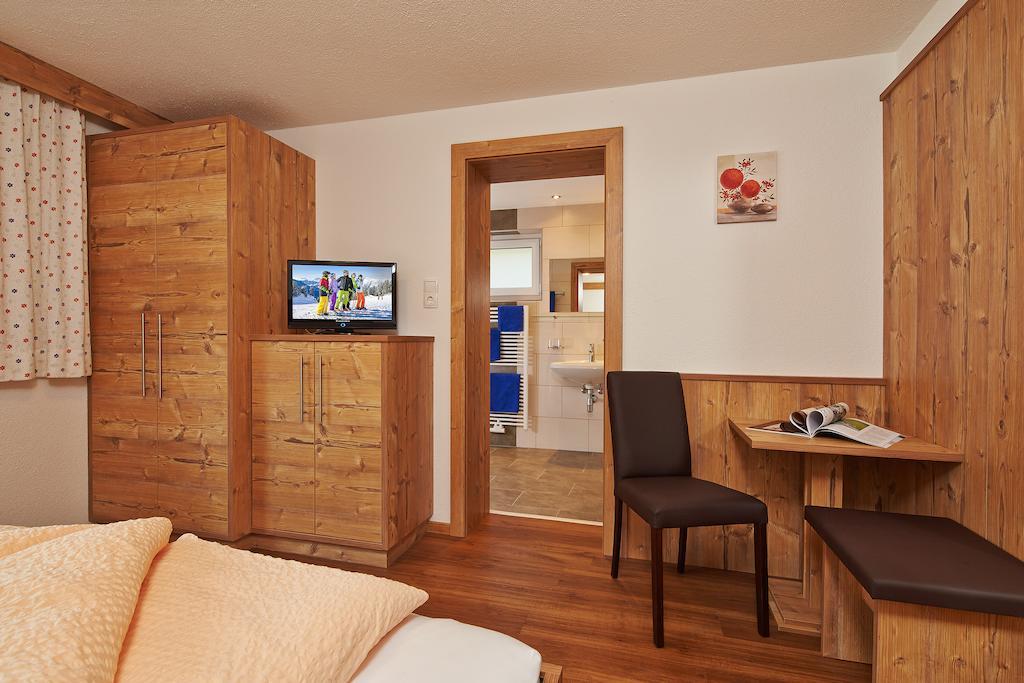 Gaestehaus Falkner Ignaz Sölden Pokoj fotografie