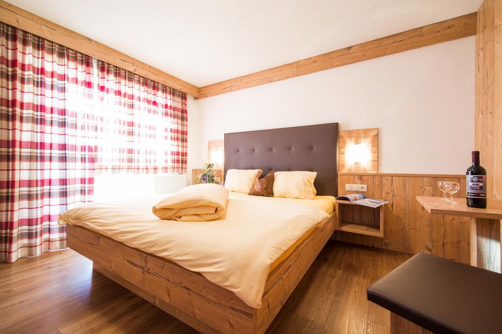 Gaestehaus Falkner Ignaz Sölden Pokoj fotografie