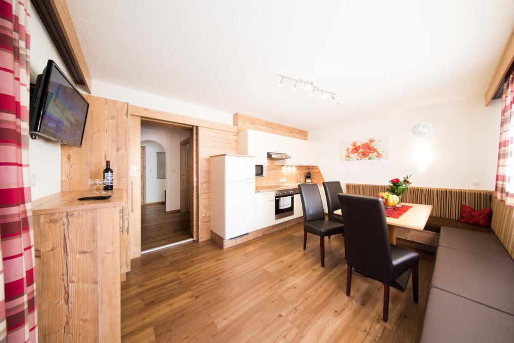 Gaestehaus Falkner Ignaz Sölden Pokoj fotografie